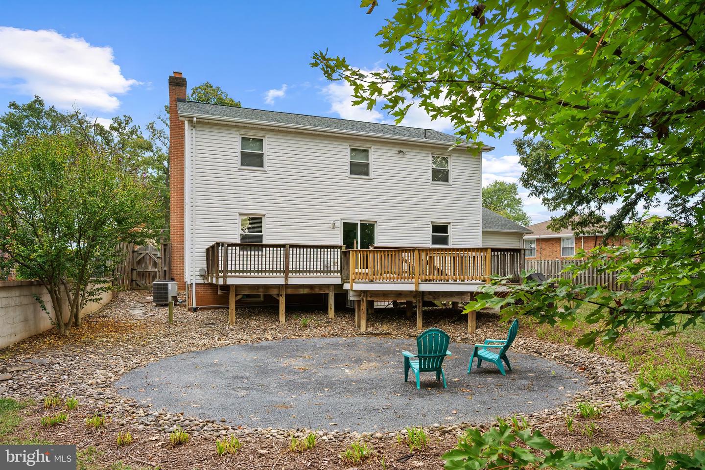 118 RUSSELLCROFT RD, WINCHESTER, Virginia 22601, 5 Bedrooms Bedrooms, ,3 BathroomsBathrooms,Residential,For sale,118 RUSSELLCROFT RD,VAWI2009082 MLS # VAWI2009082