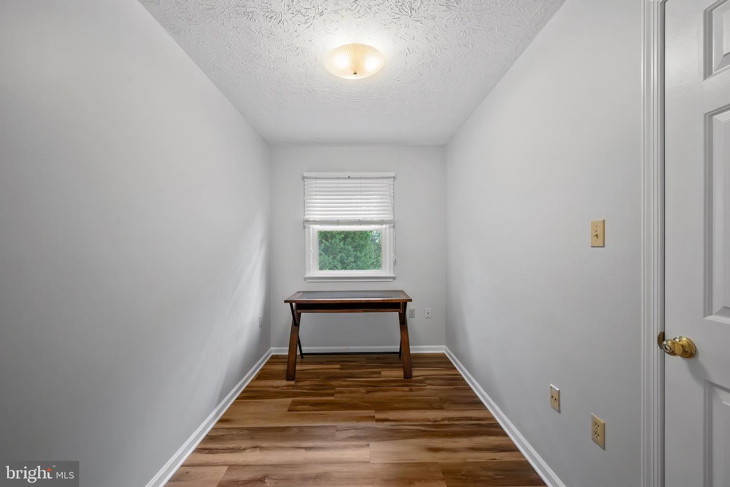 118 RUSSELLCROFT RD, WINCHESTER, Virginia 22601, 5 Bedrooms Bedrooms, ,3 BathroomsBathrooms,Residential,For sale,118 RUSSELLCROFT RD,VAWI2009082 MLS # VAWI2009082