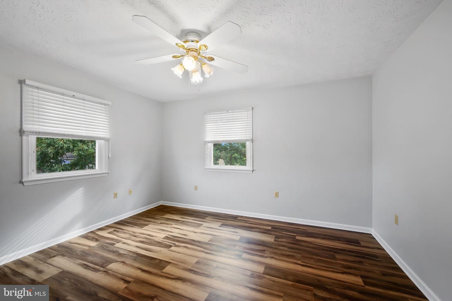 118 RUSSELLCROFT RD, WINCHESTER, Virginia 22601, 5 Bedrooms Bedrooms, ,3 BathroomsBathrooms,Residential,For sale,118 RUSSELLCROFT RD,VAWI2009082 MLS # VAWI2009082