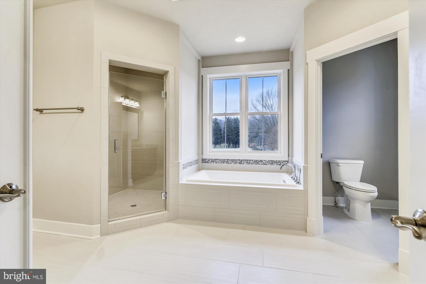 3913 VICTORIA OAKS TRL, ANNANDALE, Virginia 22003, 6 Bedrooms Bedrooms, ,5 BathroomsBathrooms,Residential,For sale,3913 VICTORIA OAKS TRL,VAFX2267502 MLS # VAFX2267502