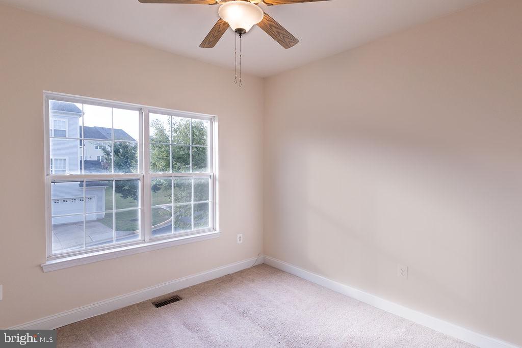 16518 BOBSTER CT, WOODBRIDGE, Virginia 22191, 4 Bedrooms Bedrooms, ,3 BathroomsBathrooms,Residential,For sale,16518 BOBSTER CT,VAPW2104154 MLS # VAPW2104154