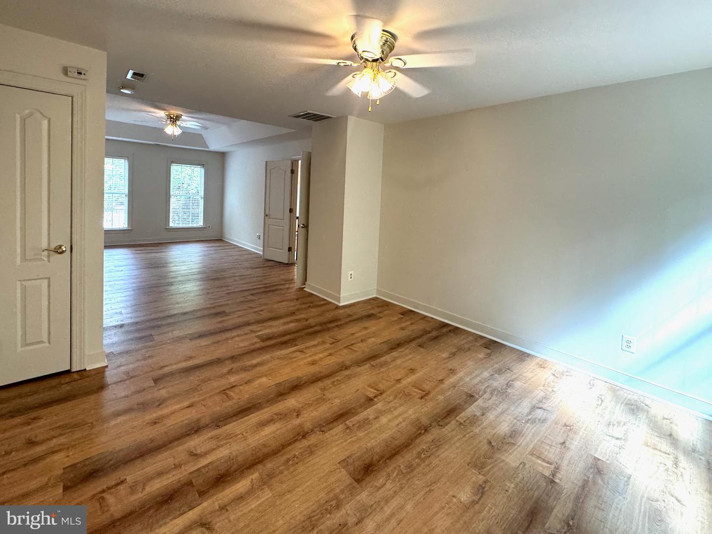 11000 FARMVIEW WAY, SPOTSYLVANIA, Virginia 22551, 4 Bedrooms Bedrooms, ,2 BathroomsBathrooms,Residential,For sale,11000 FARMVIEW WAY,VASP2036336 MLS # VASP2036336
