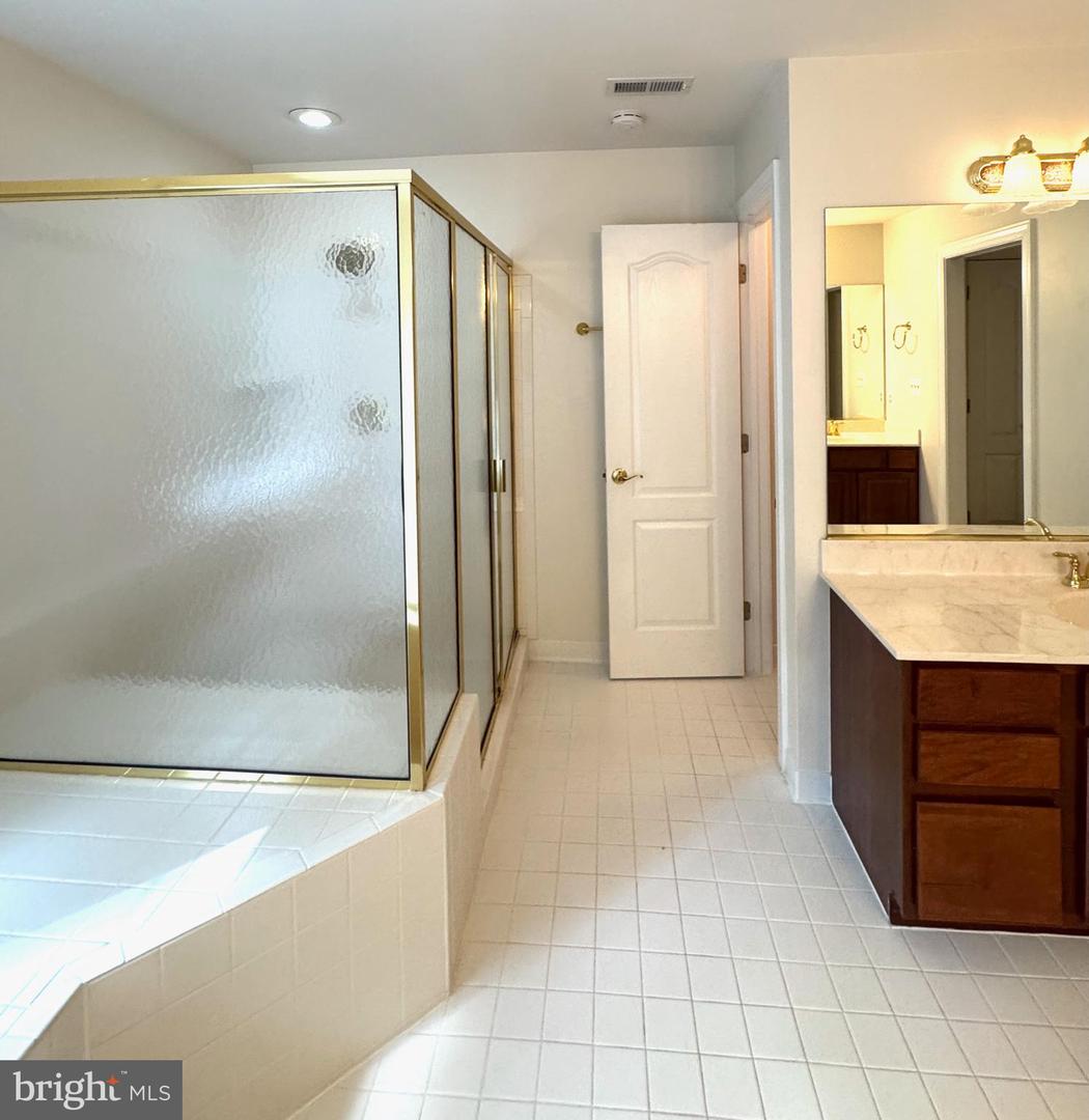 11000 FARMVIEW WAY, SPOTSYLVANIA, Virginia 22551, 4 Bedrooms Bedrooms, ,2 BathroomsBathrooms,Residential,For sale,11000 FARMVIEW WAY,VASP2036336 MLS # VASP2036336