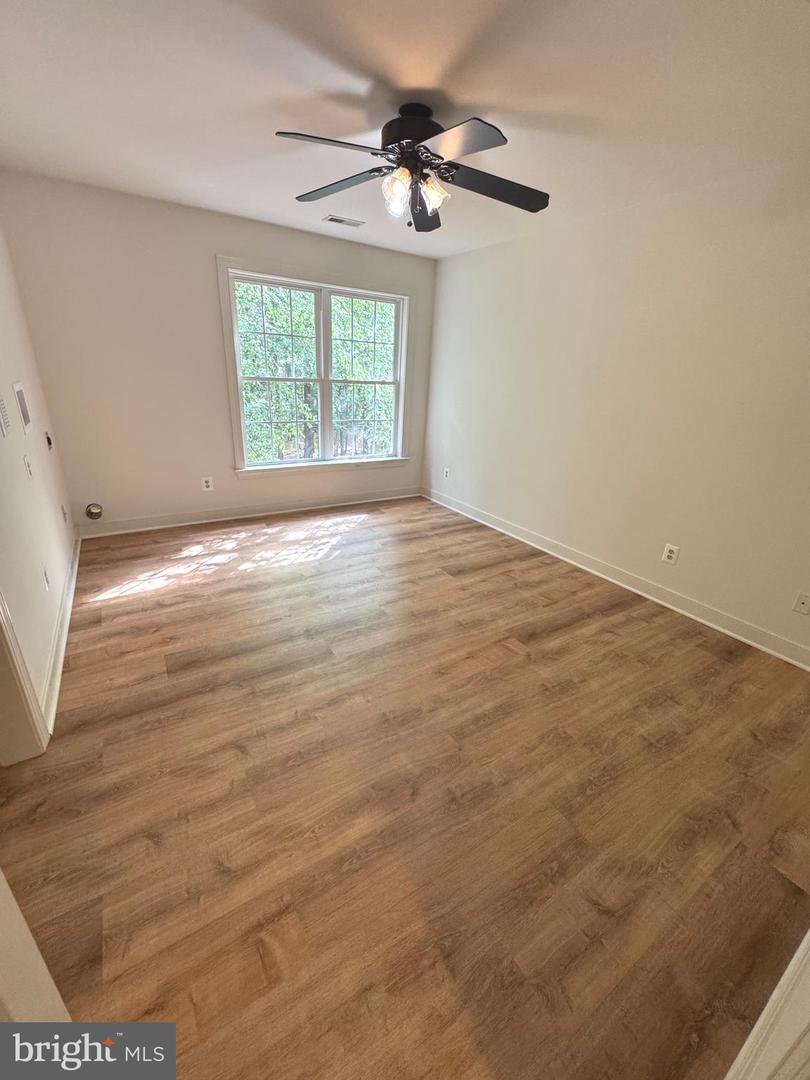 11000 FARMVIEW WAY, SPOTSYLVANIA, Virginia 22551, 4 Bedrooms Bedrooms, ,2 BathroomsBathrooms,Residential,For sale,11000 FARMVIEW WAY,VASP2036336 MLS # VASP2036336