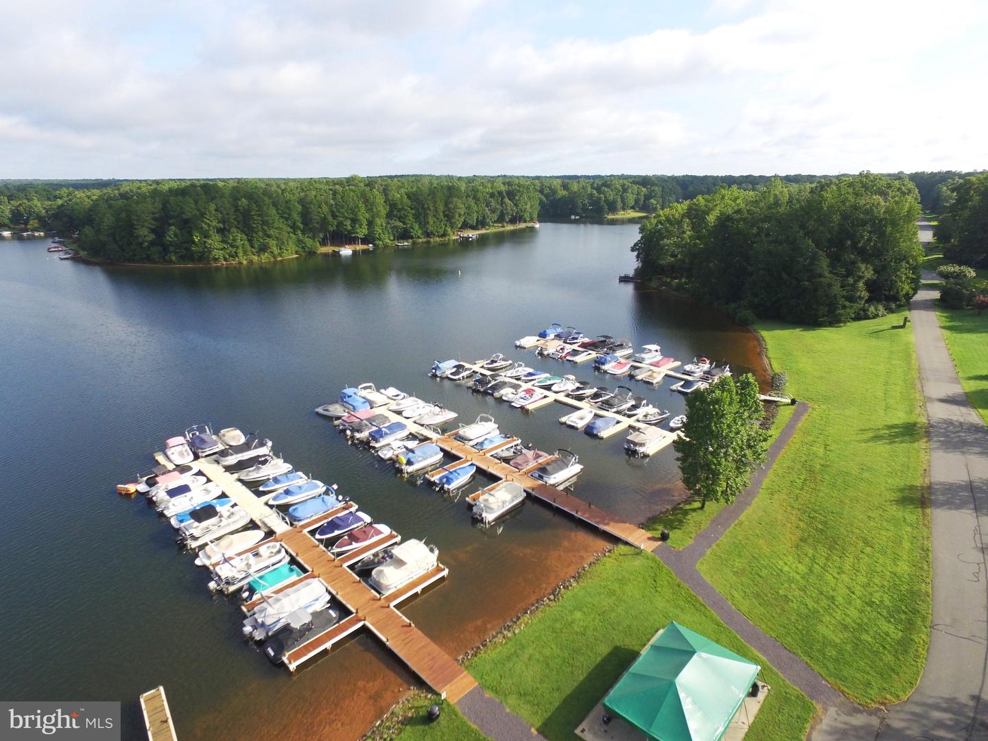 11000 FARMVIEW WAY, SPOTSYLVANIA, Virginia 22551, 4 Bedrooms Bedrooms, ,2 BathroomsBathrooms,Residential,For sale,11000 FARMVIEW WAY,VASP2036336 MLS # VASP2036336
