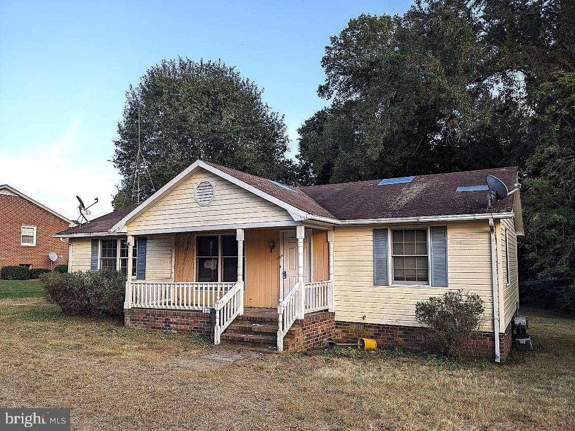 139 MONROE ST, MONTROSS, Virginia 22520, 3 Bedrooms Bedrooms, ,2 BathroomsBathrooms,Residential,For sale,139 MONROE ST,VAWE2009786 MLS # VAWE2009786