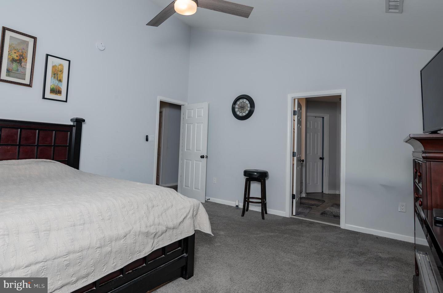 10 CROSS CUT LN, FREDERICKSBURG, Virginia 22405, 5 Bedrooms Bedrooms, ,3 BathroomsBathrooms,Residential,For sale,10 CROSS CUT LN,VAST2042760 MLS # VAST2042760