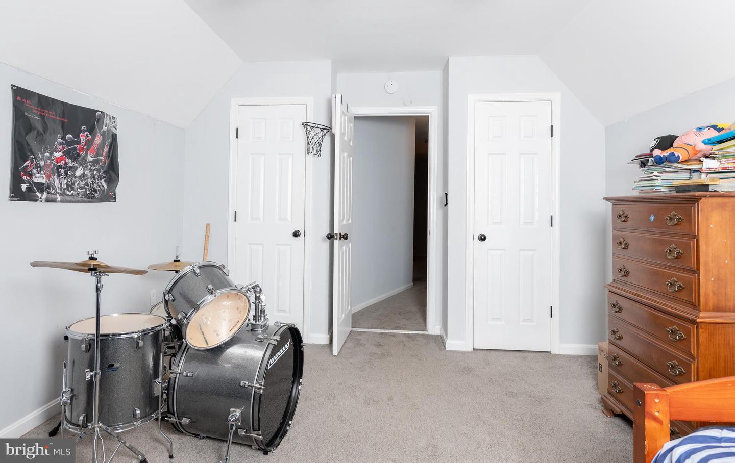 10 CROSS CUT LN, FREDERICKSBURG, Virginia 22405, 5 Bedrooms Bedrooms, ,3 BathroomsBathrooms,Residential,For sale,10 CROSS CUT LN,VAST2042760 MLS # VAST2042760