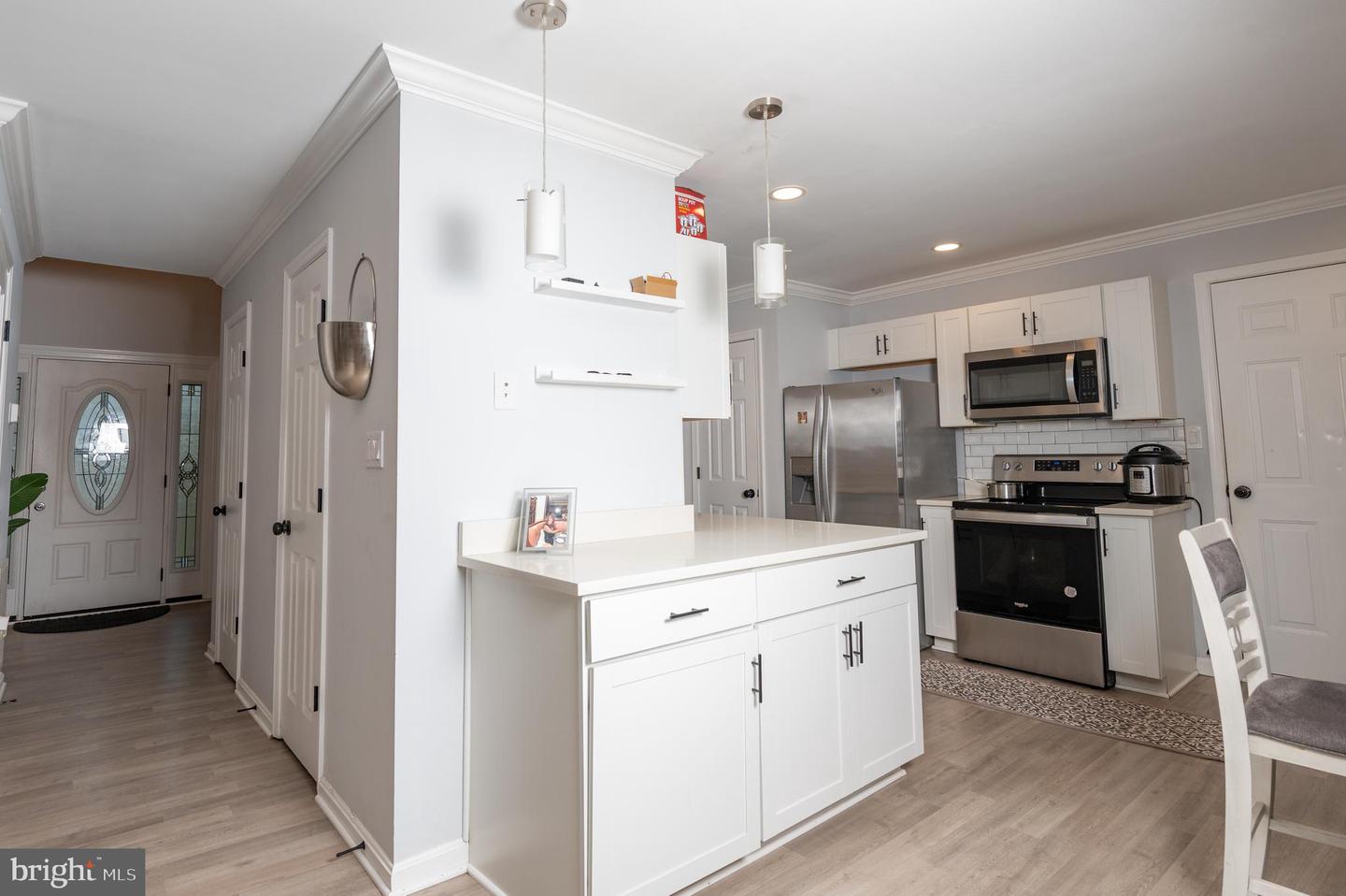 10 CROSS CUT LN, FREDERICKSBURG, Virginia 22405, 5 Bedrooms Bedrooms, ,3 BathroomsBathrooms,Residential,For sale,10 CROSS CUT LN,VAST2042760 MLS # VAST2042760