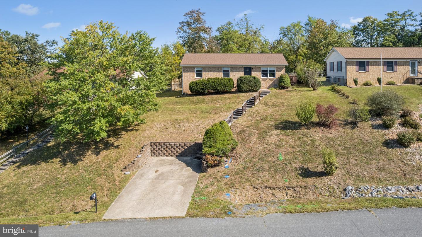 226 SOMERSET DR, STEPHENS CITY, Virginia 22655, 3 Bedrooms Bedrooms, ,1 BathroomBathrooms,Residential,For sale,226 SOMERSET DR,VAFV2036932 MLS # VAFV2036932 226 SOMERSET DR, STEPHENS CITY, Virginia 22655, 3 Bedrooms Bedrooms, ,1 BathroomBathrooms,Residential,For sale,226 SOMERSET DR,VAFV2036932 MLS # VAFV2036932