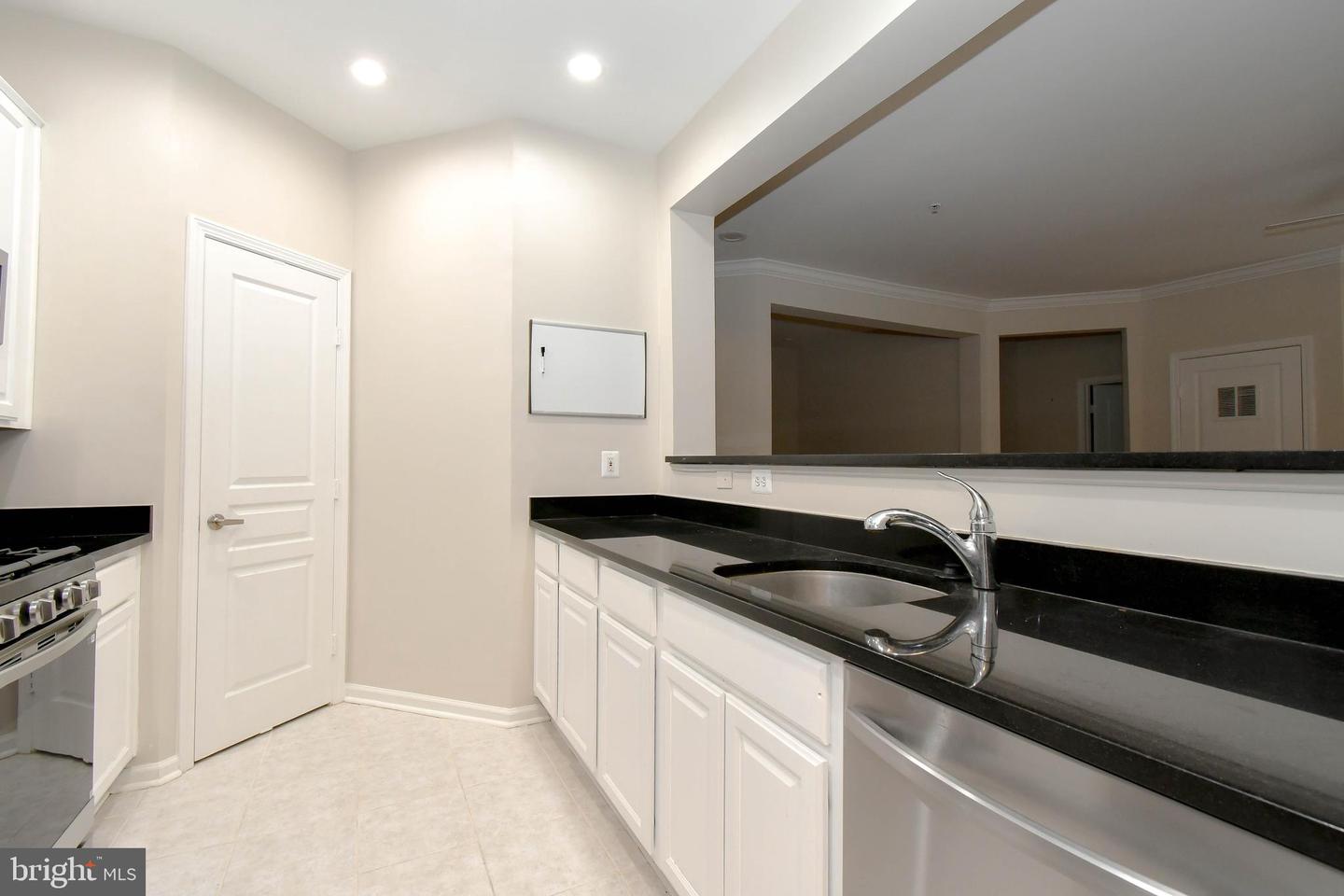 12000 MARKET ST #176, RESTON, Virginia 20190, 2 Bedrooms Bedrooms, 8 Rooms Rooms,2 BathroomsBathrooms,Residential,For sale,12000 MARKET ST #176,VAFX2268872 MLS # VAFX2268872