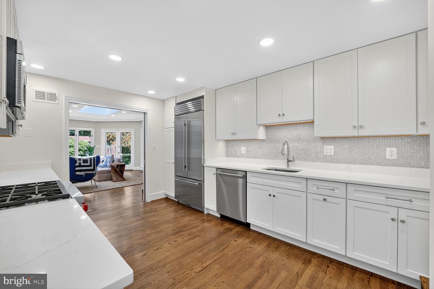 3327 O ST NW, WASHINGTON, District Of Columbia 20007, 4 Bedrooms Bedrooms, ,4 BathroomsBathrooms,Residential,For sale,3327 O ST NW,DCDC2223908 MLS # DCDC2223908