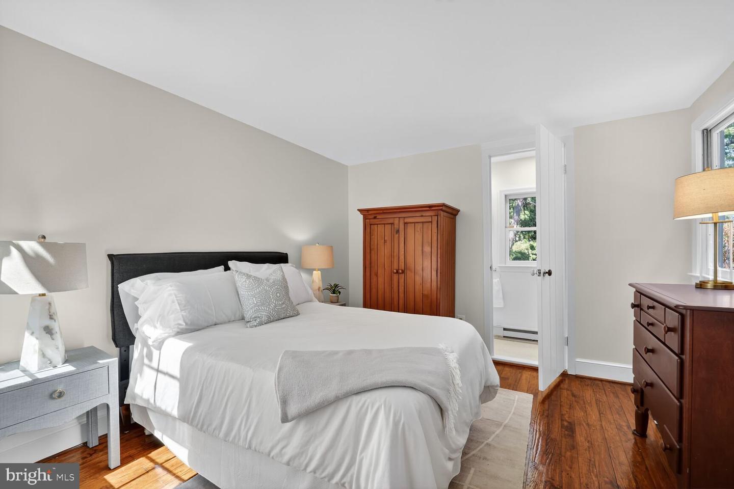 3327 O ST NW, WASHINGTON, District Of Columbia 20007, 4 Bedrooms Bedrooms, ,4 BathroomsBathrooms,Residential,For sale,3327 O ST NW,DCDC2223908 MLS # DCDC2223908