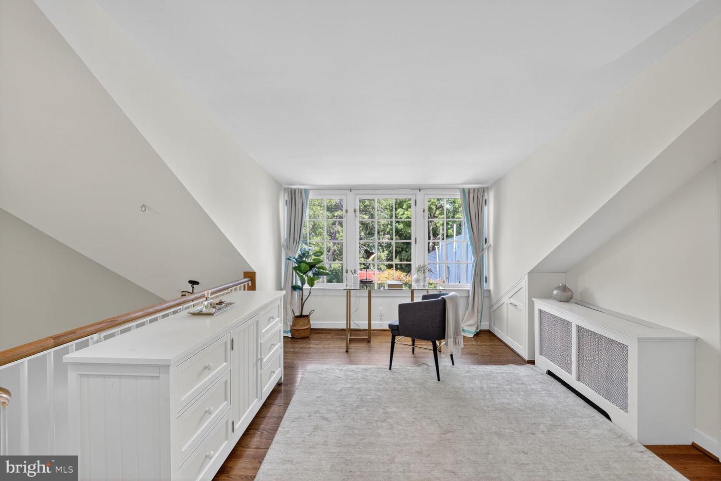 3327 O ST NW, WASHINGTON, District Of Columbia 20007, 4 Bedrooms Bedrooms, ,4 BathroomsBathrooms,Residential,For sale,3327 O ST NW,DCDC2223908 MLS # DCDC2223908