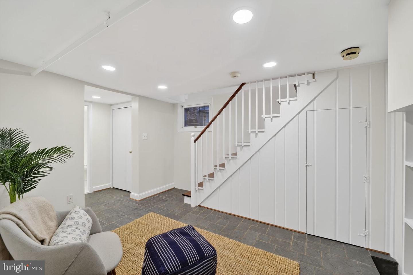 3327 O ST NW, WASHINGTON, District Of Columbia 20007, 4 Bedrooms Bedrooms, ,4 BathroomsBathrooms,Residential,For sale,3327 O ST NW,DCDC2223908 MLS # DCDC2223908