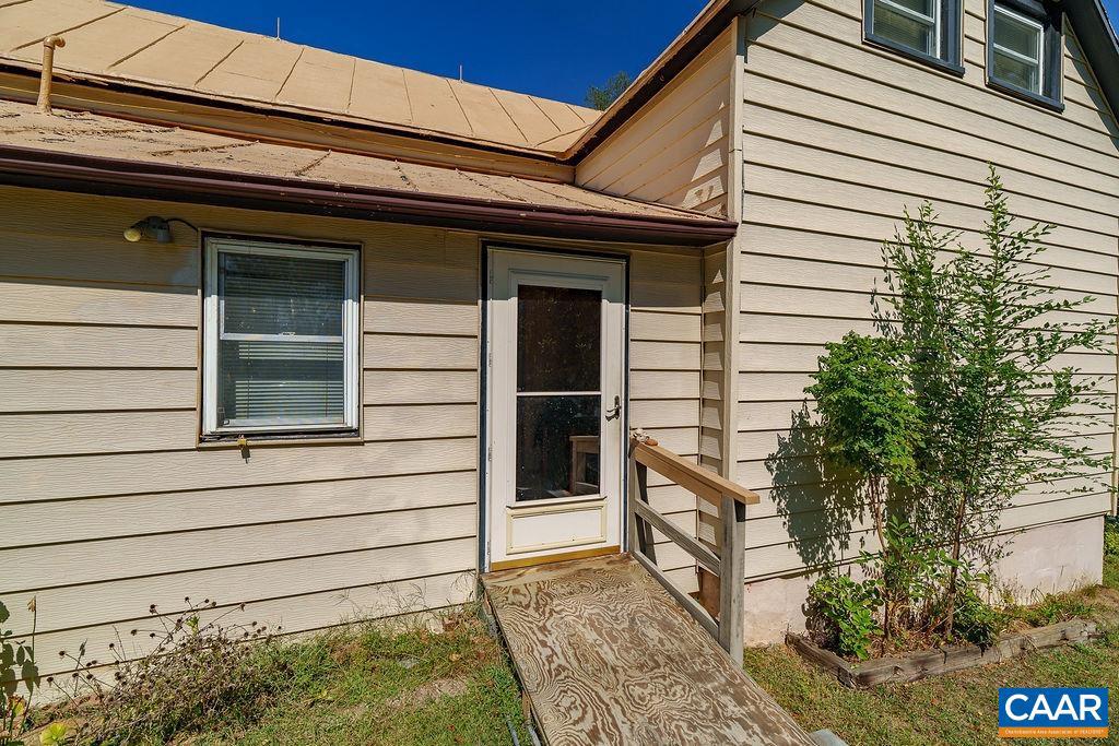4430 BROWNS GAP TPKE, CROZET, Virginia 22932, 3 Bedrooms Bedrooms, ,1 BathroomBathrooms,Residential,For sale,4430 BROWNS GAP TPKE,669308 MLS # 669308