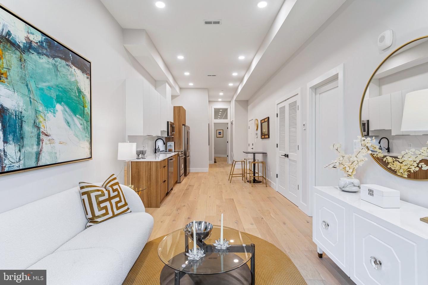 1722 CONNECTICUT AVE NW #4, WASHINGTON, District Of Columbia 20009, 1 Bedroom Bedrooms, ,1 BathroomBathrooms,Residential,For sale,1722 CONNECTICUT AVE NW #4,DCDC2223962 MLS # DCDC2223962