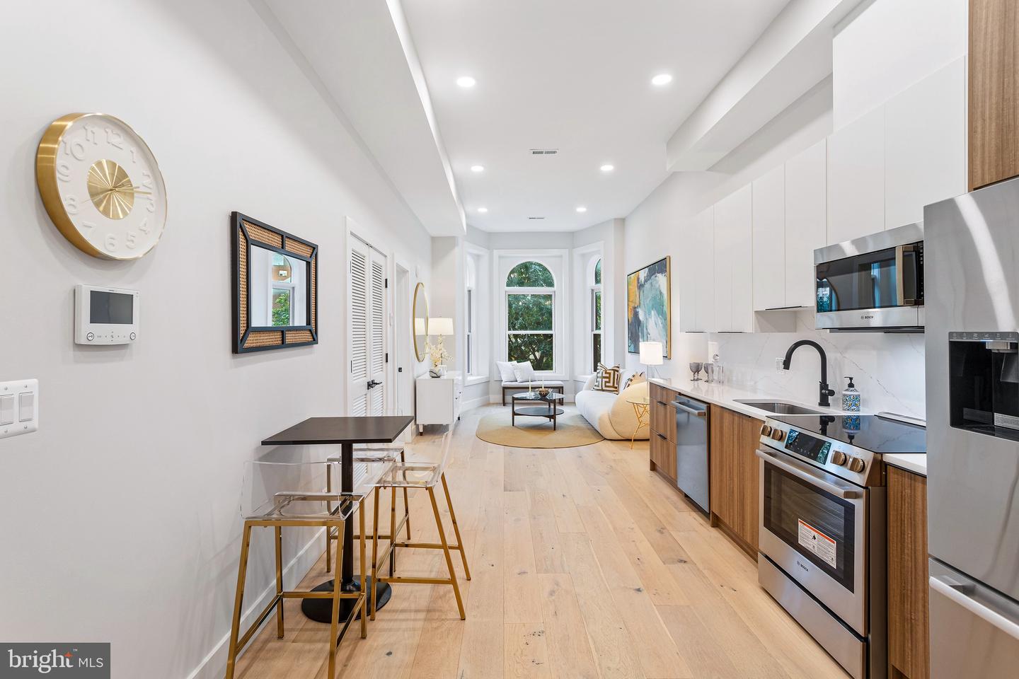 1722 CONNECTICUT AVE NW #4, WASHINGTON, District Of Columbia 20009, 1 Bedroom Bedrooms, ,1 BathroomBathrooms,Residential,For sale,1722 CONNECTICUT AVE NW #4,DCDC2223962 MLS # DCDC2223962