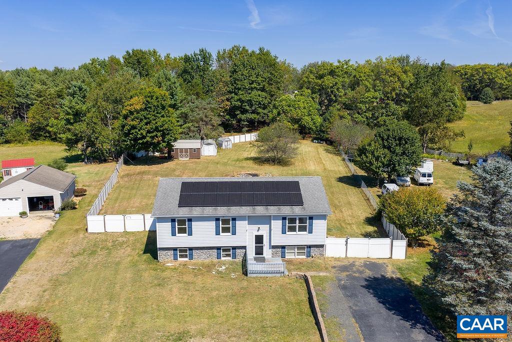 197 SHERWOOD DR, WAYNESBORO, Virginia 22980, 3 Bedrooms Bedrooms, ,2 BathroomsBathrooms,Residential,For sale,197 SHERWOOD DR,669314 MLS # 669314
