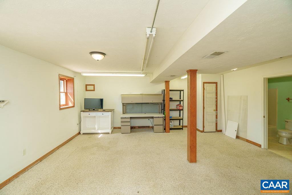 197 SHERWOOD DR, WAYNESBORO, Virginia 22980, 3 Bedrooms Bedrooms, ,2 BathroomsBathrooms,Residential,For sale,197 SHERWOOD DR,669314 MLS # 669314