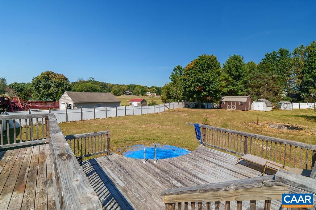 197 SHERWOOD DR, WAYNESBORO, Virginia 22980, 3 Bedrooms Bedrooms, ,2 BathroomsBathrooms,Residential,For sale,197 SHERWOOD DR,669314 MLS # 669314