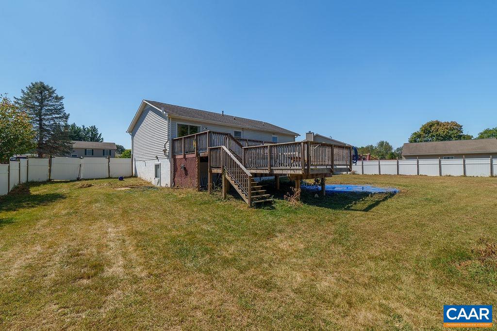 197 SHERWOOD DR, WAYNESBORO, Virginia 22980, 3 Bedrooms Bedrooms, ,2 BathroomsBathrooms,Residential,For sale,197 SHERWOOD DR,669314 MLS # 669314