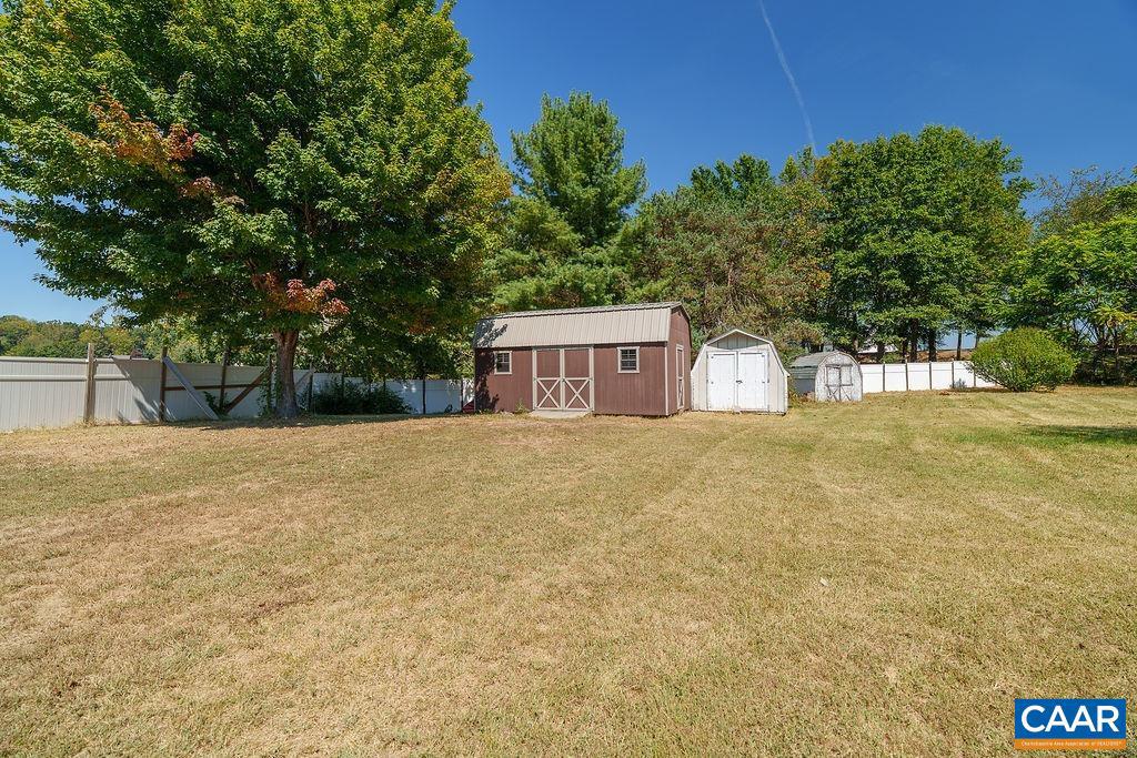 197 SHERWOOD DR, WAYNESBORO, Virginia 22980, 3 Bedrooms Bedrooms, ,2 BathroomsBathrooms,Residential,For sale,197 SHERWOOD DR,669314 MLS # 669314