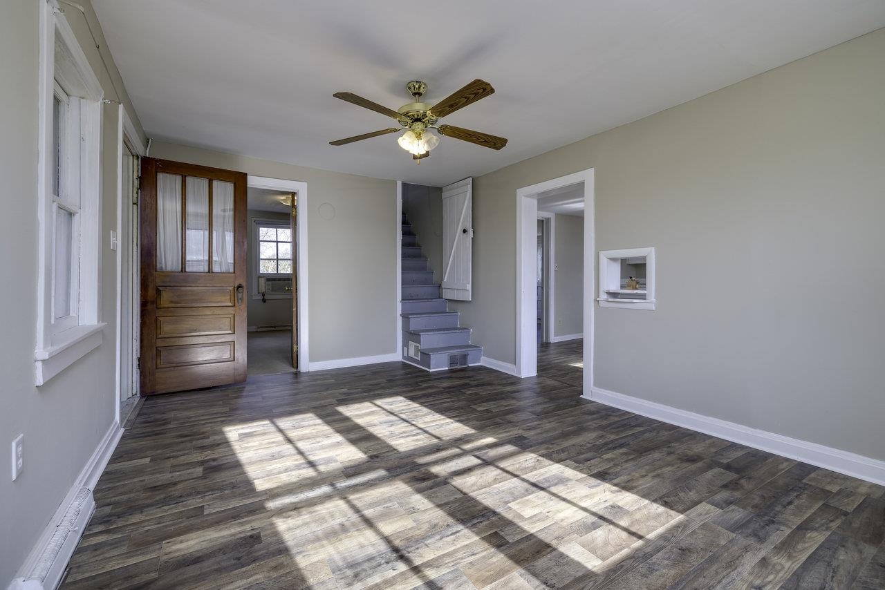11904 NORTH VALLEY PIKE, BROADWAY, Virginia 22815, 3 Bedrooms Bedrooms, ,1 BathroomBathrooms,Residential,11904 NORTH VALLEY PIKE,669340 MLS # 669340