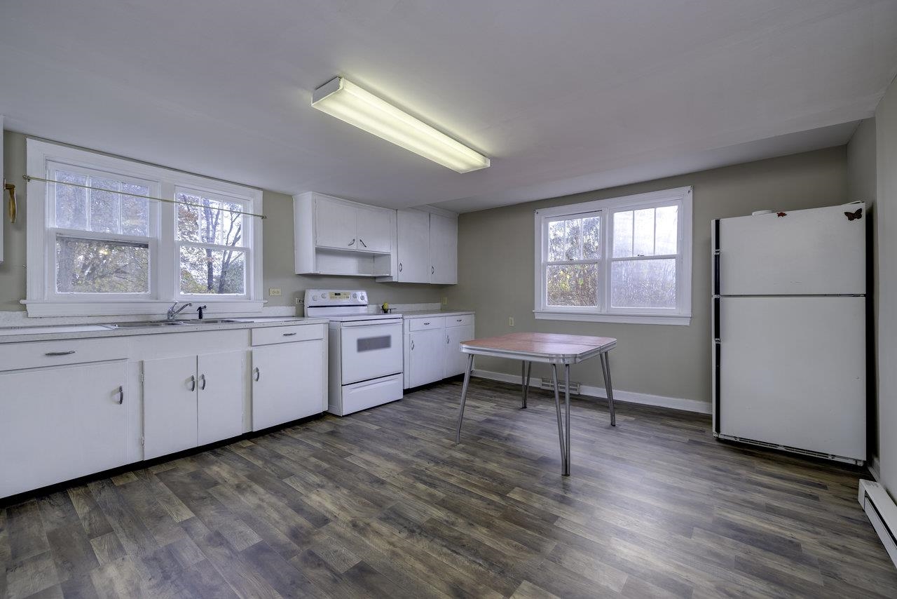 11904 NORTH VALLEY PIKE, BROADWAY, Virginia 22815, 3 Bedrooms Bedrooms, ,1 BathroomBathrooms,Residential,11904 NORTH VALLEY PIKE,669340 MLS # 669340