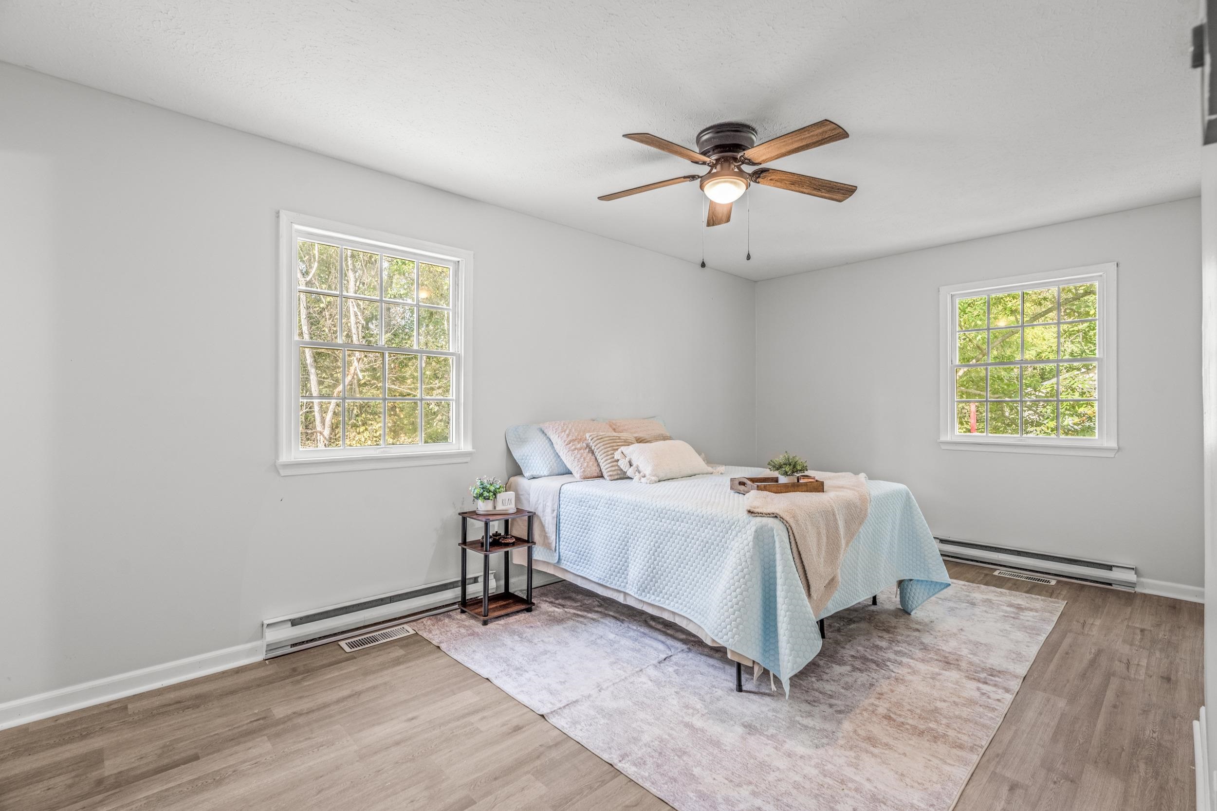 17 WHITE OAK DR, VERONA, Virginia 24482, 4 Bedrooms Bedrooms, ,3 BathroomsBathrooms,Residential,17 White Oak Dr.,17 WHITE OAK DR,669345 MLS # 669345