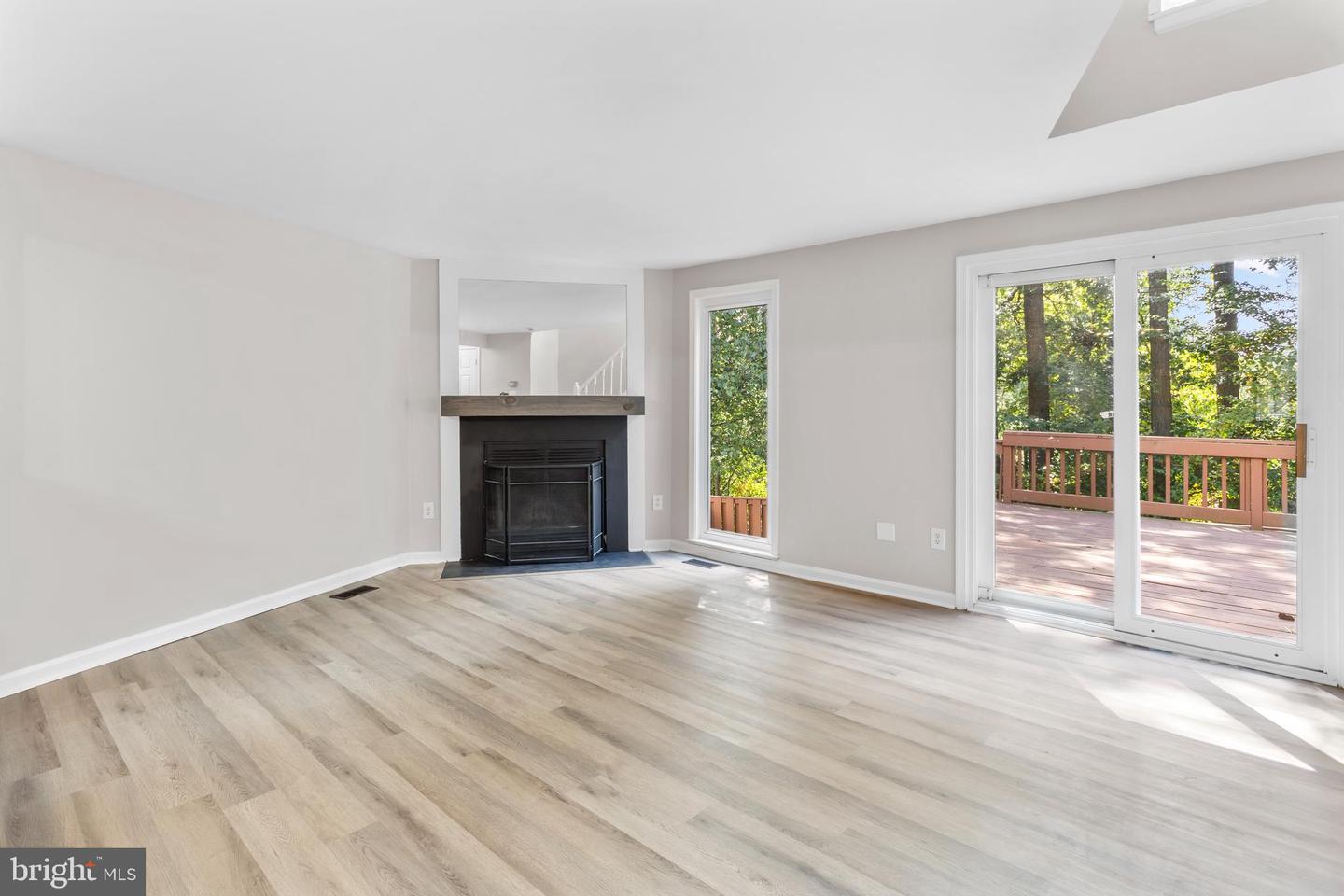 5835 NORHAM DR, ALEXANDRIA, Virginia 22315, 2 Bedrooms Bedrooms, ,2 BathroomsBathrooms,Residential,For sale,5835 NORHAM DR,VAFX2263314 MLS # VAFX2263314