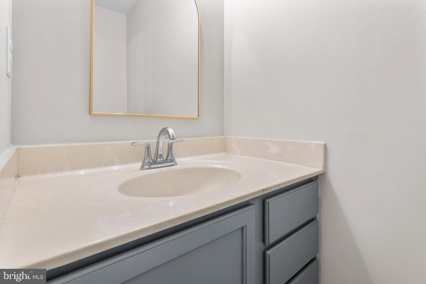 5835 NORHAM DR, ALEXANDRIA, Virginia 22315, 2 Bedrooms Bedrooms, ,2 BathroomsBathrooms,Residential,For sale,5835 NORHAM DR,VAFX2263314 MLS # VAFX2263314