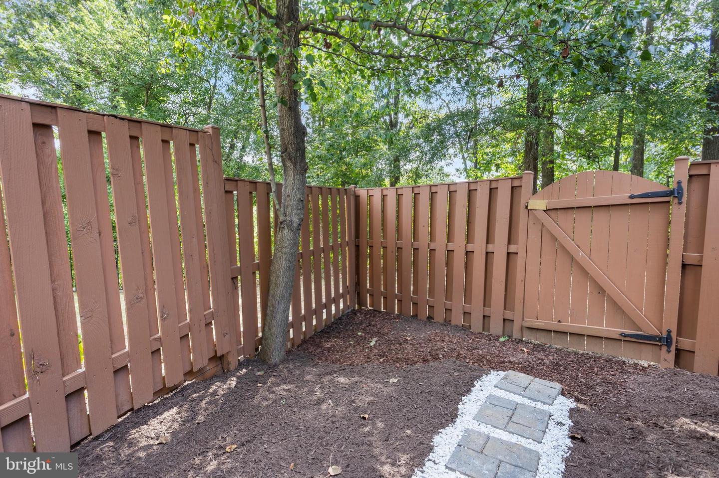 5835 NORHAM DR, ALEXANDRIA, Virginia 22315, 2 Bedrooms Bedrooms, ,2 BathroomsBathrooms,Residential,For sale,5835 NORHAM DR,VAFX2263314 MLS # VAFX2263314