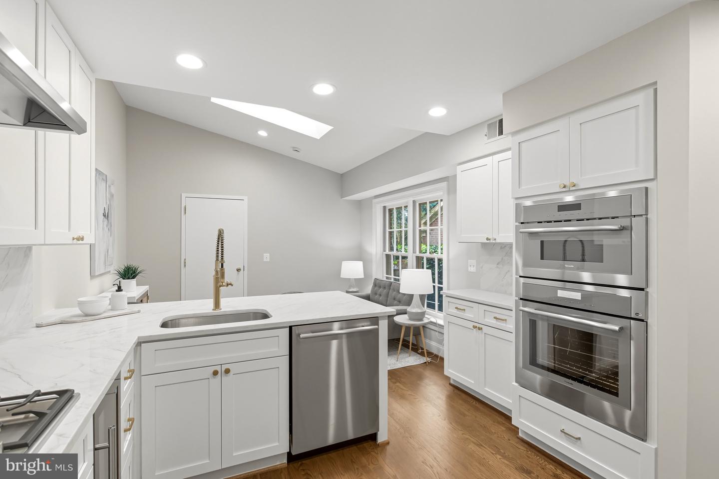 3930 HIGHWOOD CT NW, WASHINGTON, District Of Columbia 20007, 3 Bedrooms Bedrooms, 7 Rooms Rooms,3 BathroomsBathrooms,Residential,For sale,3930 HIGHWOOD CT NW,DCDC2217220 MLS # DCDC2217220