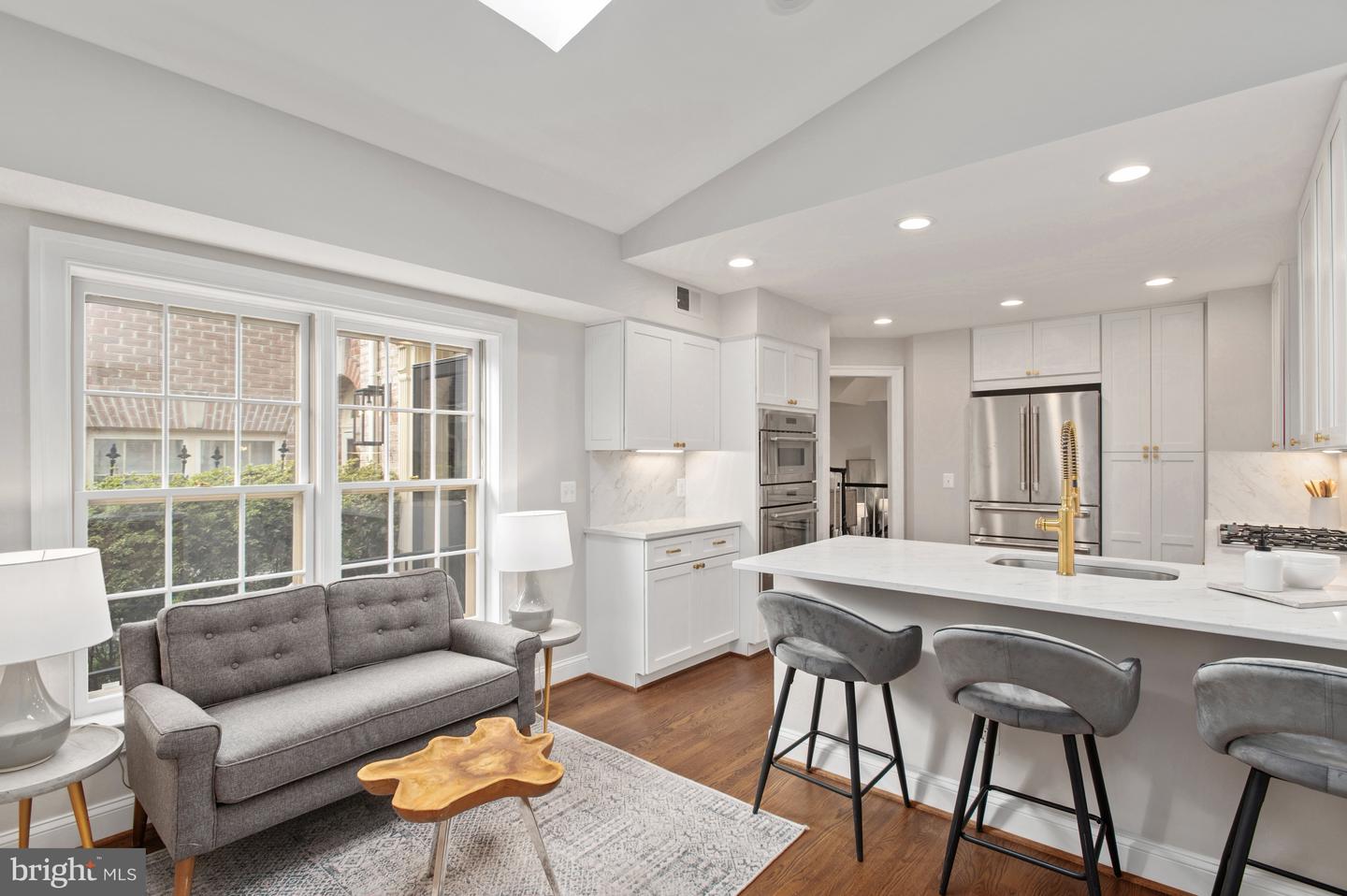 3930 HIGHWOOD CT NW, WASHINGTON, District Of Columbia 20007, 3 Bedrooms Bedrooms, 7 Rooms Rooms,3 BathroomsBathrooms,Residential,For sale,3930 HIGHWOOD CT NW,DCDC2217220 MLS # DCDC2217220