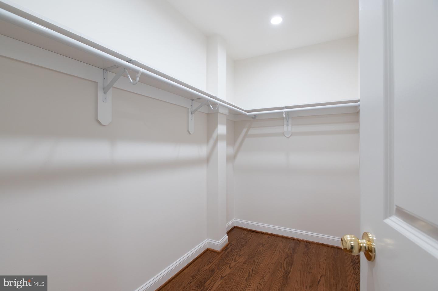 3930 HIGHWOOD CT NW, WASHINGTON, District Of Columbia 20007, 3 Bedrooms Bedrooms, 7 Rooms Rooms,3 BathroomsBathrooms,Residential,For sale,3930 HIGHWOOD CT NW,DCDC2217220 MLS # DCDC2217220