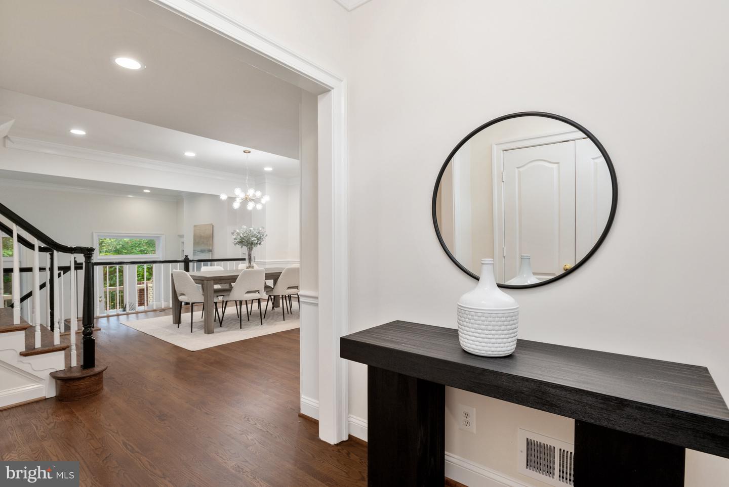 3930 HIGHWOOD CT NW, WASHINGTON, District Of Columbia 20007, 3 Bedrooms Bedrooms, 7 Rooms Rooms,3 BathroomsBathrooms,Residential,For sale,3930 HIGHWOOD CT NW,DCDC2217220 MLS # DCDC2217220