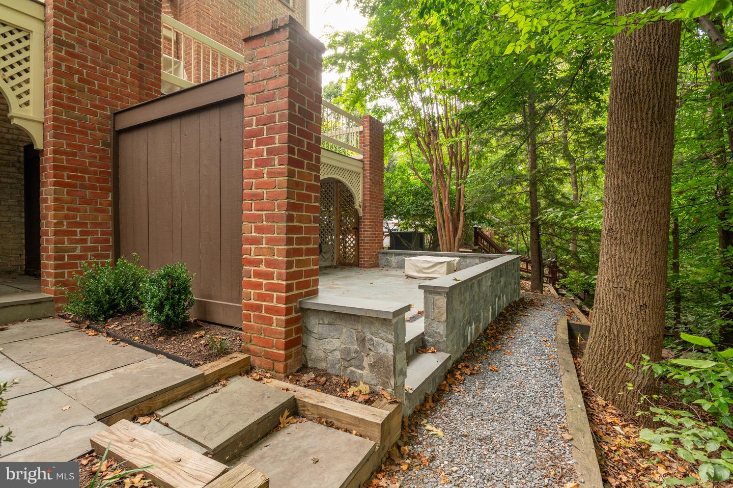 3930 HIGHWOOD CT NW, WASHINGTON, District Of Columbia 20007, 3 Bedrooms Bedrooms, 7 Rooms Rooms,3 BathroomsBathrooms,Residential,For sale,3930 HIGHWOOD CT NW,DCDC2217220 MLS # DCDC2217220