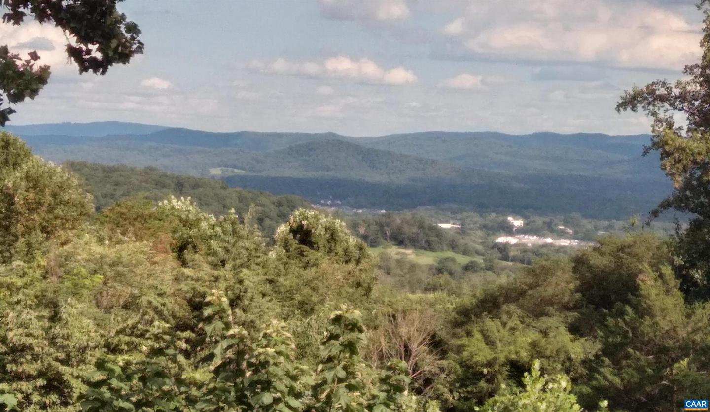 6630 HIGHLANDER WAY, CROZET, Virginia 22932, 3 Bedrooms Bedrooms, ,2 BathroomsBathrooms,Residential,For sale,6630 HIGHLANDER WAY,668506 MLS # 668506