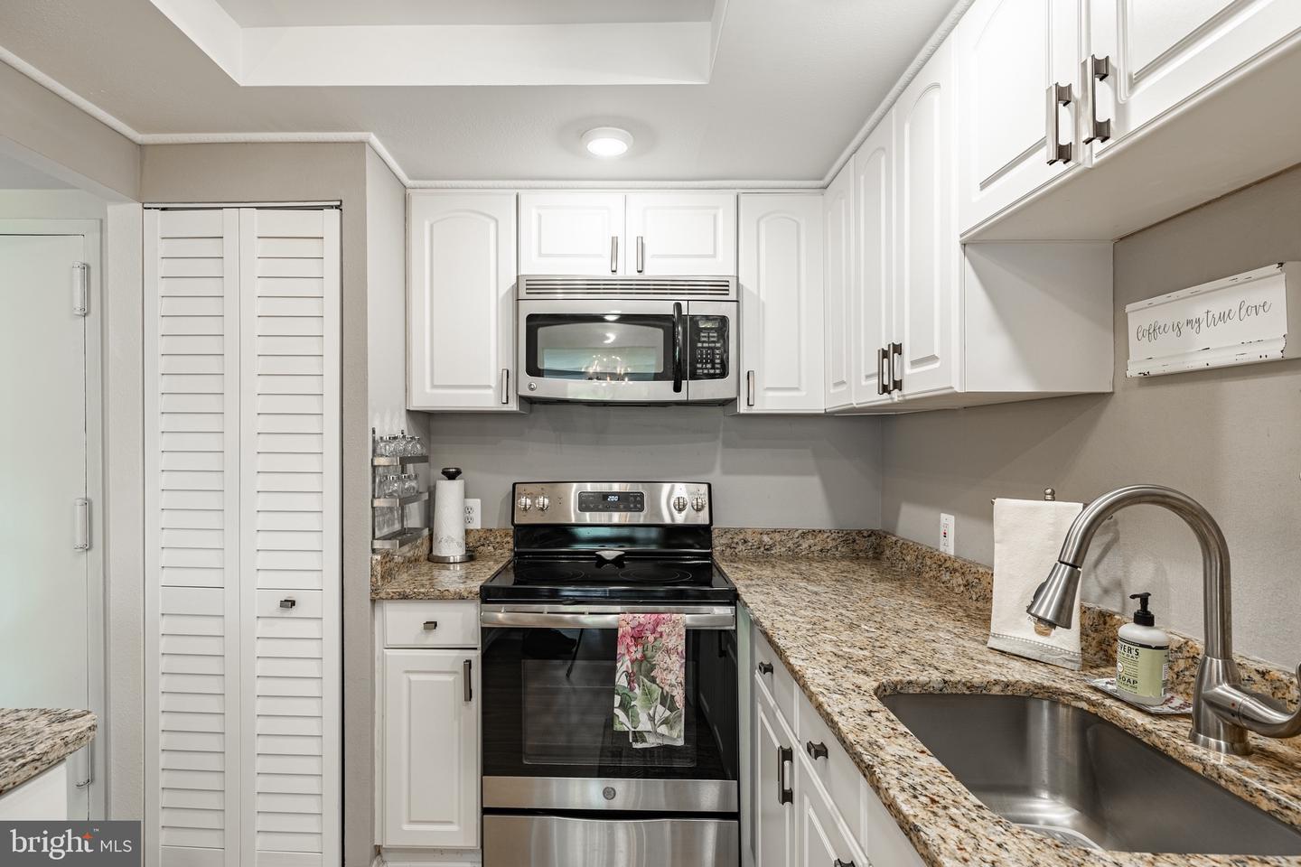 7621 PROVINCIAL DR #304, MCLEAN, Virginia 22102, 1 Bedroom Bedrooms, ,1 BathroomBathrooms,Residential,For sale,7621 PROVINCIAL DR #304,VAFX2267650 MLS # VAFX2267650 7621 PROVINCIAL DR #304, MCLEAN, Virginia 22102, 1 Bedroom Bedrooms, ,1 BathroomBathrooms,Residential,For sale,7621 PROVINCIAL DR #304,VAFX2267650 MLS # VAFX2267650