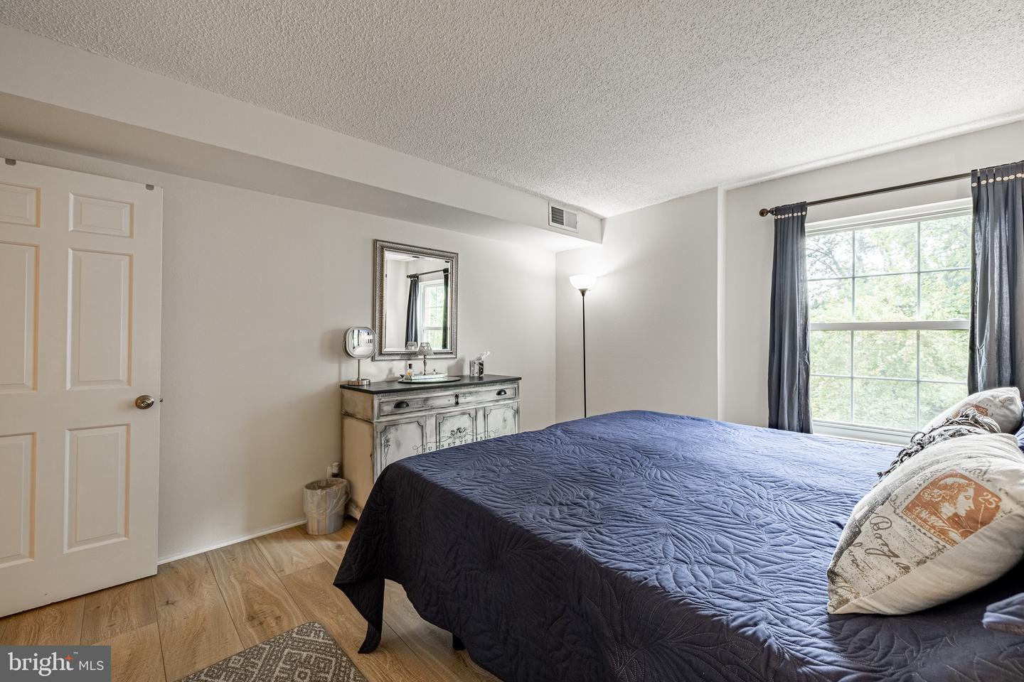 7621 PROVINCIAL DR #304, MCLEAN, Virginia 22102, 1 Bedroom Bedrooms, ,1 BathroomBathrooms,Residential,For sale,7621 PROVINCIAL DR #304,VAFX2267650 MLS # VAFX2267650 7621 PROVINCIAL DR #304, MCLEAN, Virginia 22102, 1 Bedroom Bedrooms, ,1 BathroomBathrooms,Residential,For sale,7621 PROVINCIAL DR #304,VAFX2267650 MLS # VAFX2267650