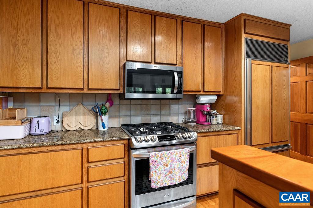 284 SHINGLE OAK LN, NELLYSFORD, Virginia 22958, 4 Bedrooms Bedrooms, ,4 BathroomsBathrooms,Residential,For sale,284 SHINGLE OAK LN,669260 MLS # 669260