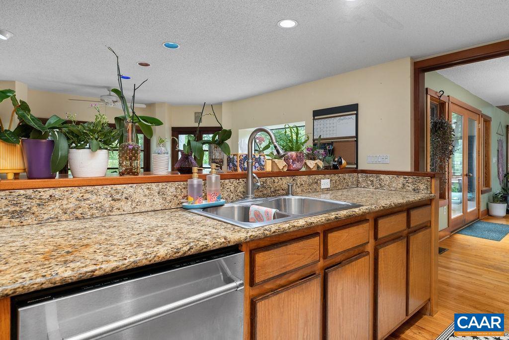 284 SHINGLE OAK LN, NELLYSFORD, Virginia 22958, 4 Bedrooms Bedrooms, ,4 BathroomsBathrooms,Residential,For sale,284 SHINGLE OAK LN,669260 MLS # 669260