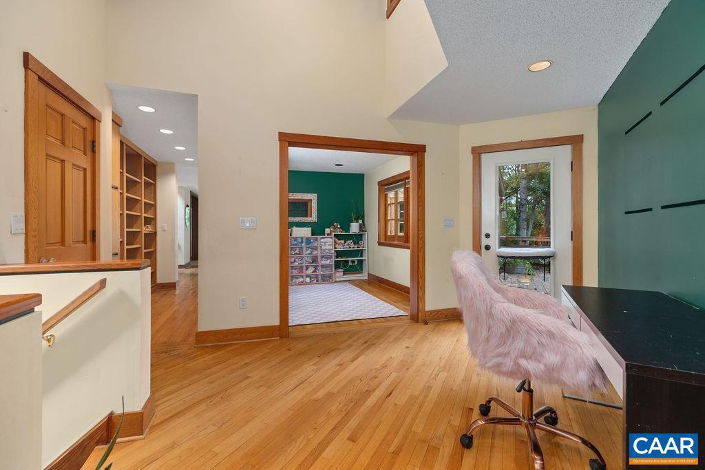 284 SHINGLE OAK LN, NELLYSFORD, Virginia 22958, 4 Bedrooms Bedrooms, ,4 BathroomsBathrooms,Residential,For sale,284 SHINGLE OAK LN,669260 MLS # 669260