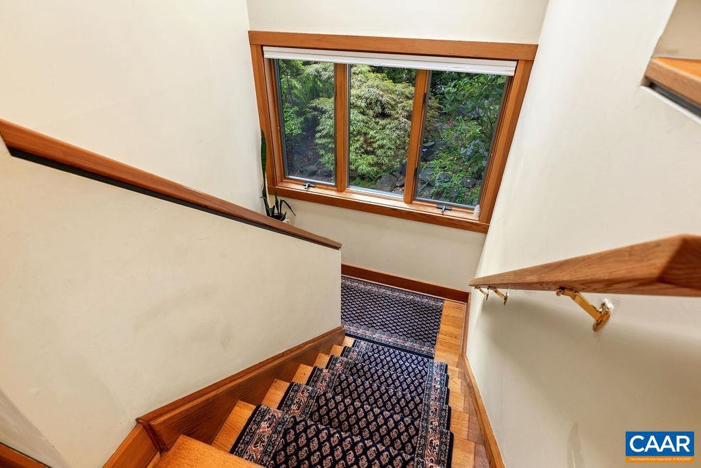 284 SHINGLE OAK LN, NELLYSFORD, Virginia 22958, 4 Bedrooms Bedrooms, ,4 BathroomsBathrooms,Residential,For sale,284 SHINGLE OAK LN,669260 MLS # 669260