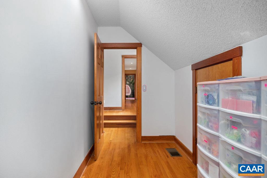 284 SHINGLE OAK LN, NELLYSFORD, Virginia 22958, 4 Bedrooms Bedrooms, ,4 BathroomsBathrooms,Residential,For sale,284 SHINGLE OAK LN,669260 MLS # 669260