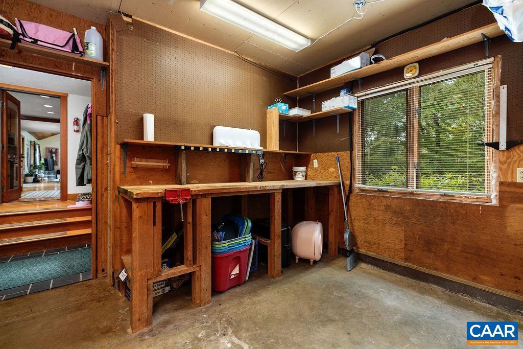 284 SHINGLE OAK LN, NELLYSFORD, Virginia 22958, 4 Bedrooms Bedrooms, ,4 BathroomsBathrooms,Residential,For sale,284 SHINGLE OAK LN,669260 MLS # 669260