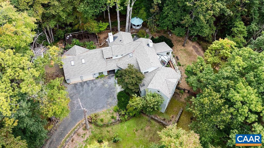 284 SHINGLE OAK LN, NELLYSFORD, Virginia 22958, 4 Bedrooms Bedrooms, ,4 BathroomsBathrooms,Residential,For sale,284 SHINGLE OAK LN,669260 MLS # 669260