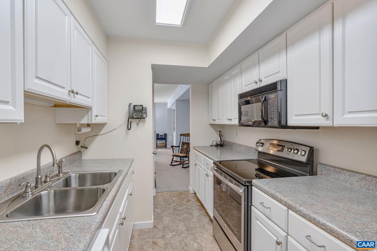 1264 MAPLE VIEW DR, CHARLOTTESVILLE, Virginia 22902, 2 Bedrooms Bedrooms, ,1 BathroomBathrooms,Residential,For sale,1264 MAPLE VIEW DR,669295 MLS # 669295