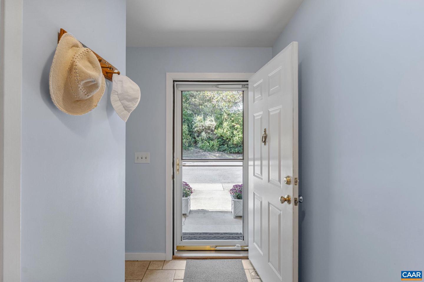 1264 MAPLE VIEW DR, CHARLOTTESVILLE, Virginia 22902, 2 Bedrooms Bedrooms, ,1 BathroomBathrooms,Residential,For sale,1264 MAPLE VIEW DR,669295 MLS # 669295